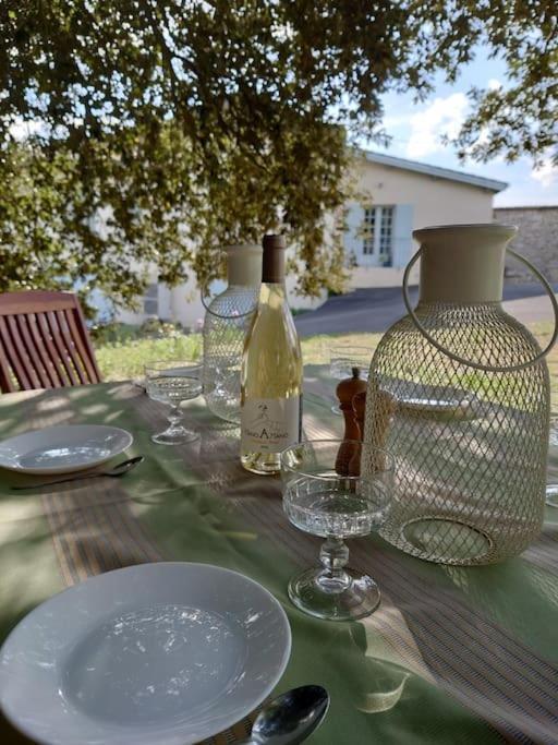 Entre Pierre Et Vigne - Charming Former Winery Farmhouse With Hot Tub & Swimming Pool Monestier  Esterno foto